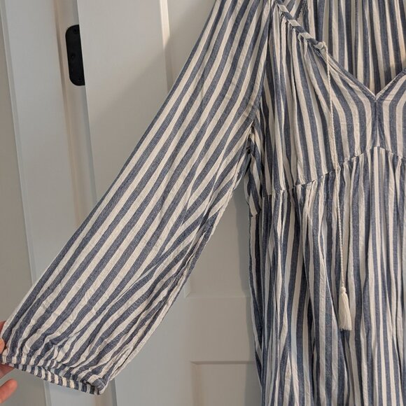 Old Navy Blue and White Striped Bohemian Dress - Picture 2 of 7